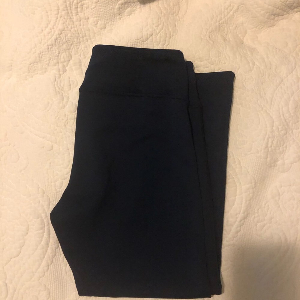 Size Large – Navy 7/8 Tights